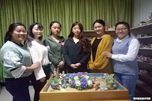 助产专业学生生活