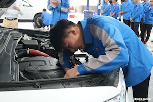 汽车制造与装配技术专业二课活动